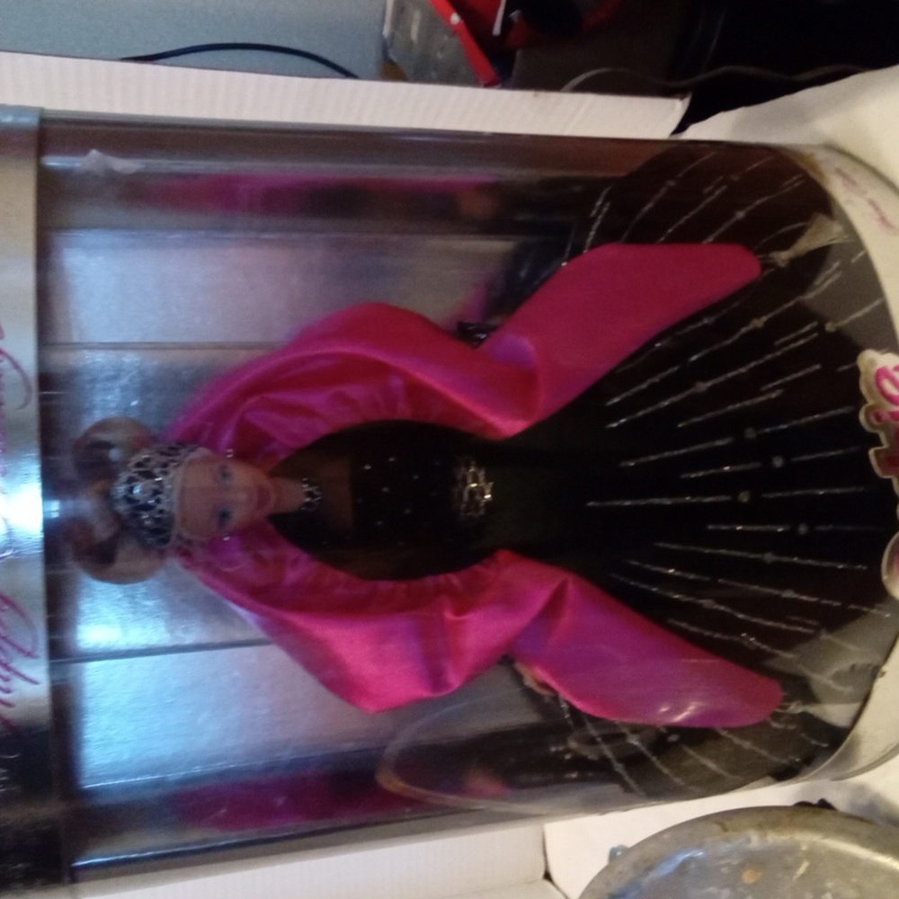 Barbie Happy Holidays 1998